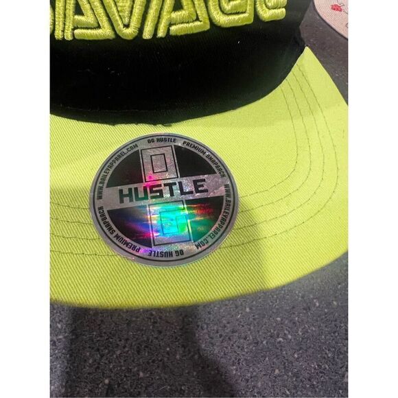 SAVAGE SnapBack cap - Picture 5 of 6